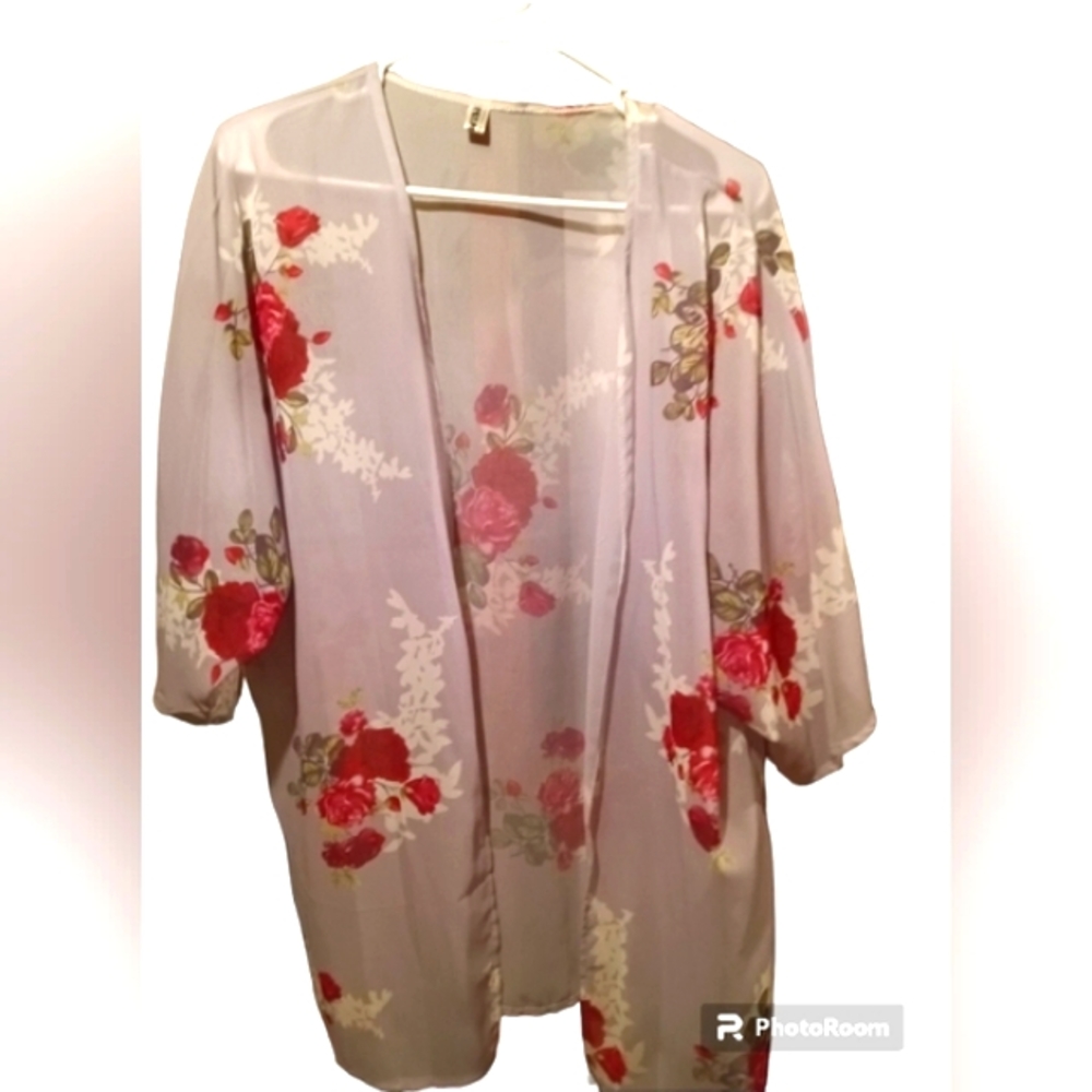 Blouse Cardigan short sleeves rose pattern lavender thin see through NWOT